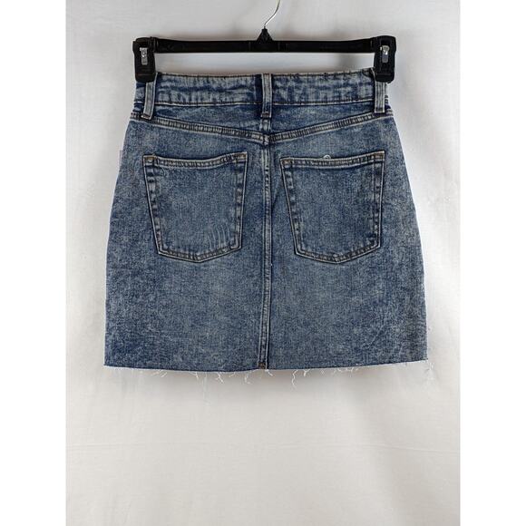 Wild Fable Denim Mini Skirt Short Jean Medium Blue Wash 2 Raw Hem Frayed Pockets - Picture 6 of 6